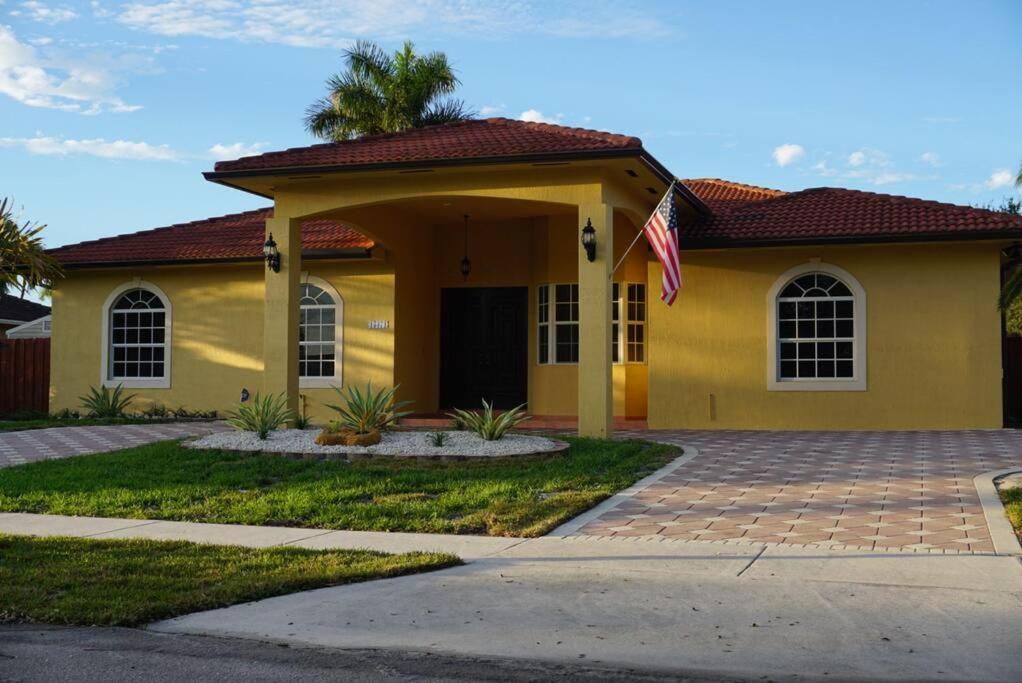 New Luxury Vacation Dream Rental- Sleeps 15! Miami Extérieur photo